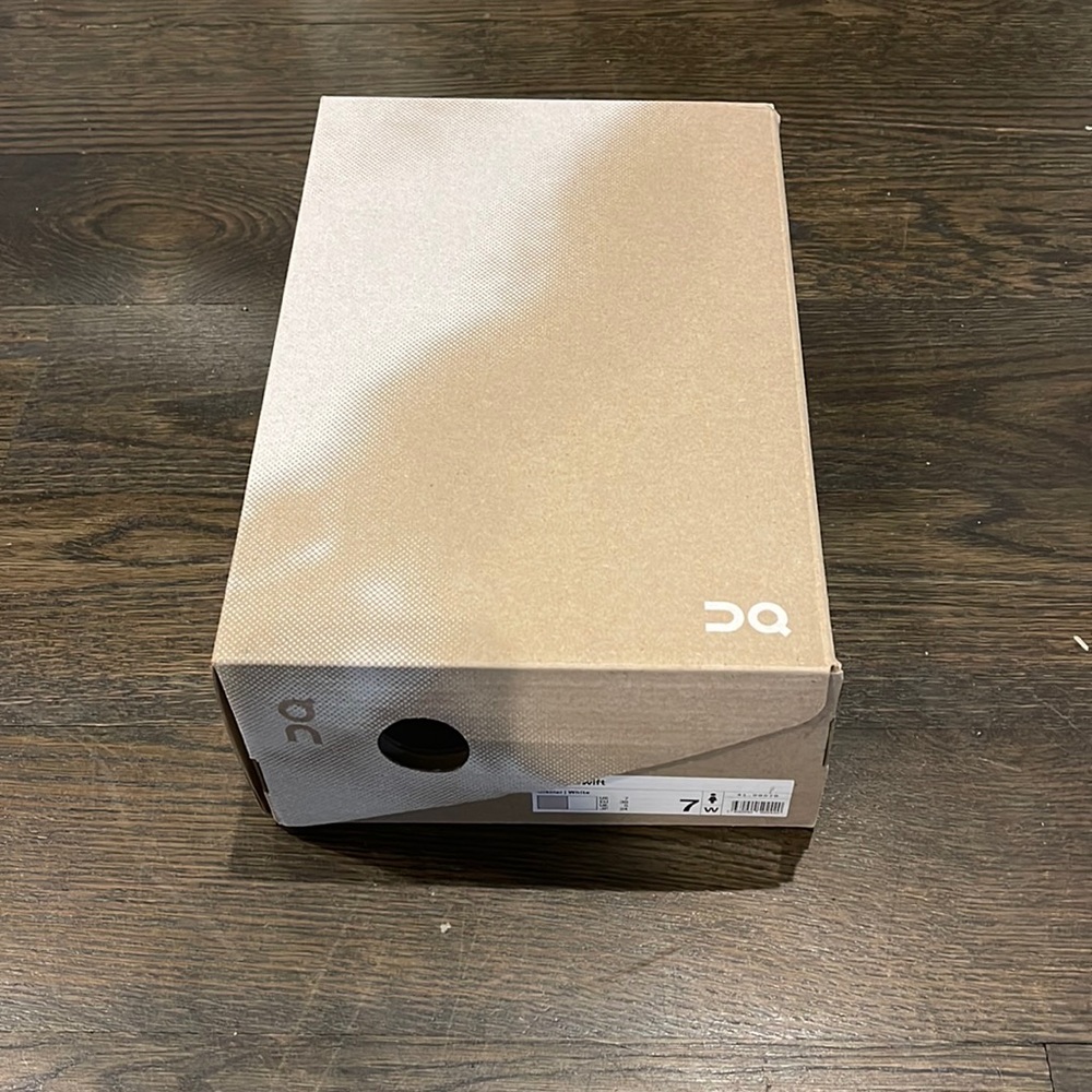 Cloud shoe box